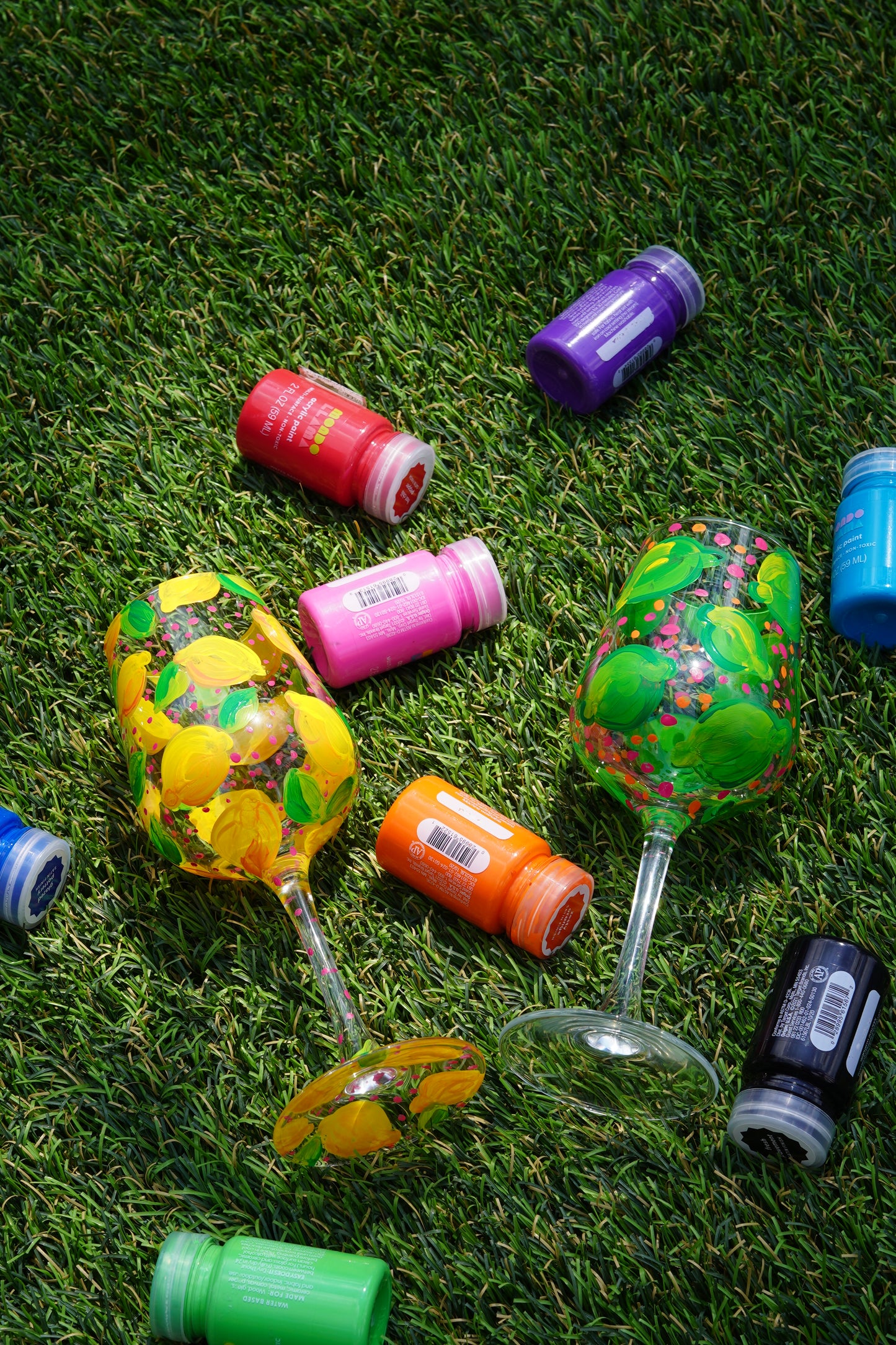 Paint & Sip: Custom Wine Glass Set at HeyDay!