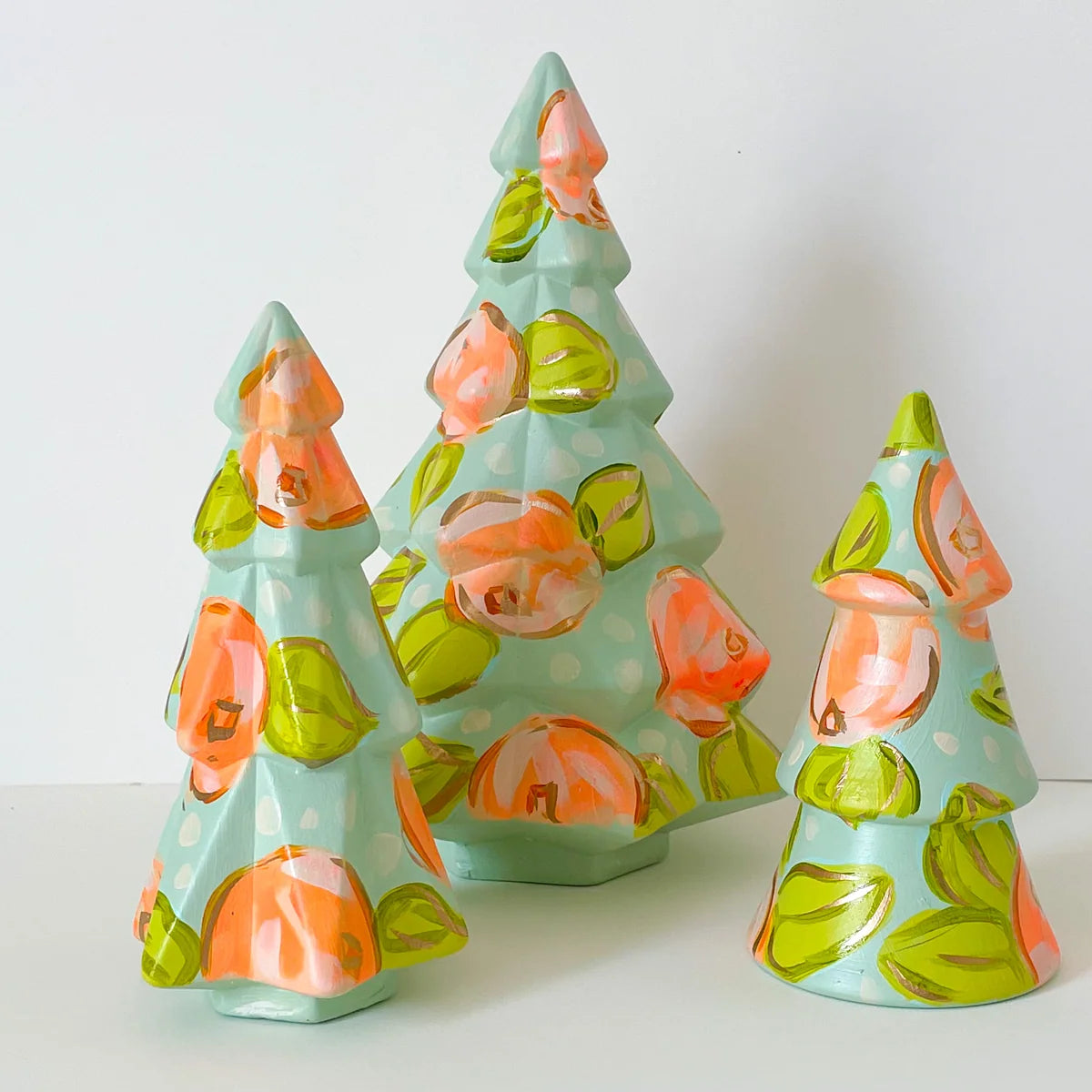Ceramic Christmas Tree Workshop: Sip & Paint