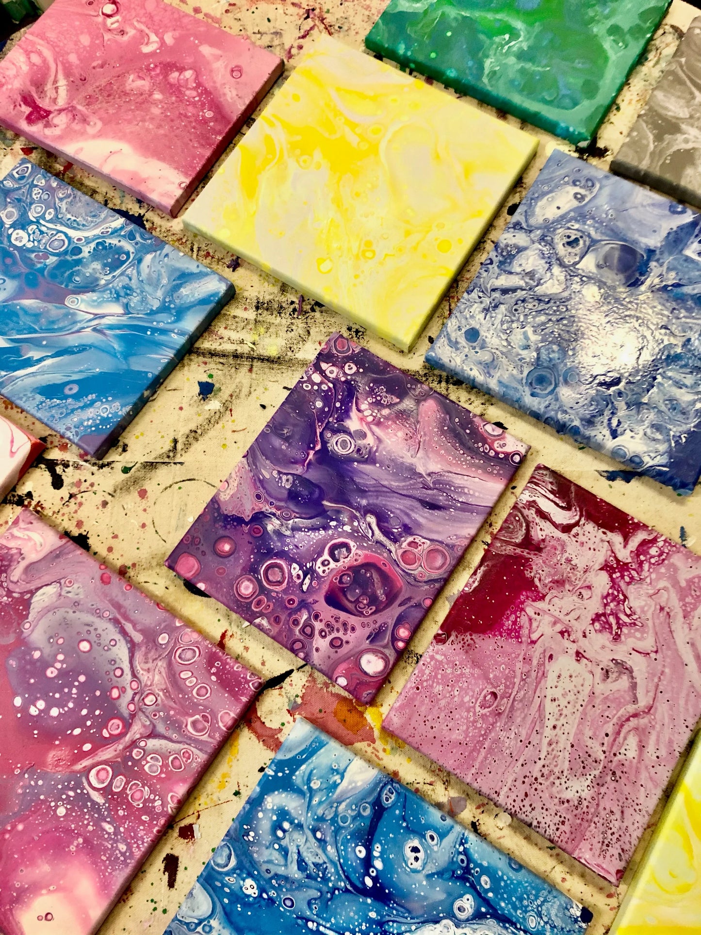 Valentine's Couples Acrylic Pouring!