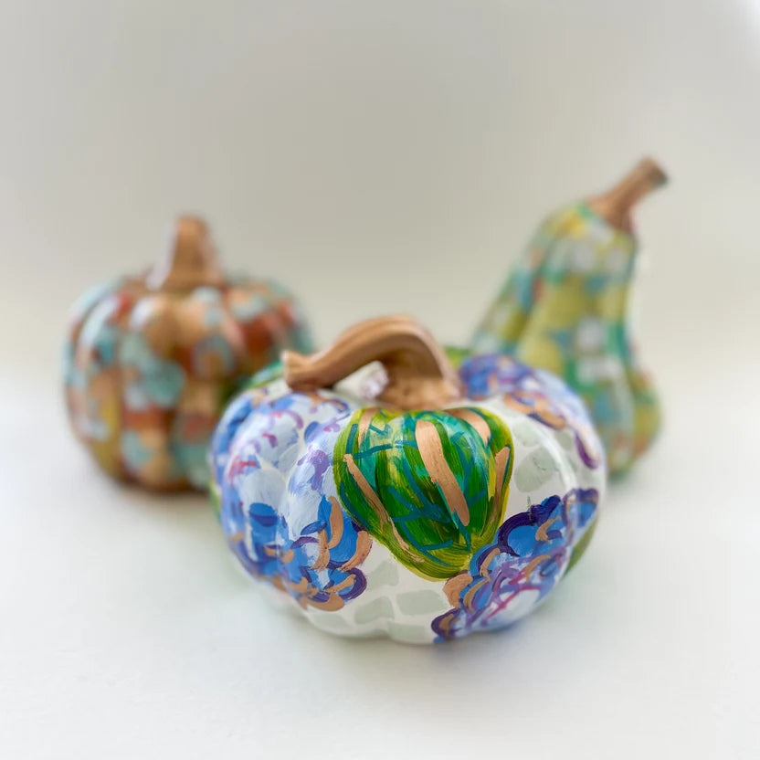 Paint-Your-Own Ceramic Pumpkins: A Fall Sip & Paint
