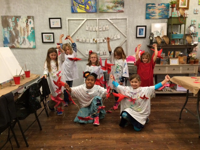 Kids: Poinsettia Garland